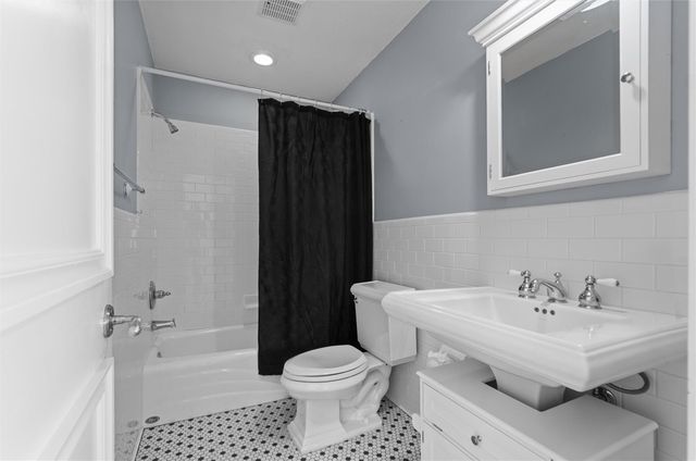 913 Southridge RD, Salado, TX 76571