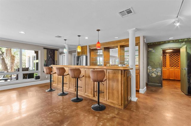 913 Southridge RD, Salado, TX 76571