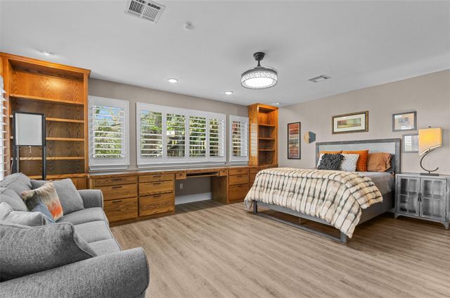 913 Southridge RD, Salado, TX 76571