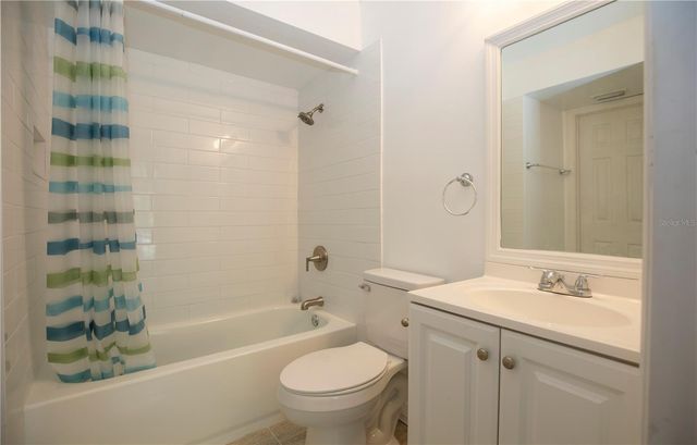 8711 FANCY FINCH DRIVE 101, Tampa, FL 33614