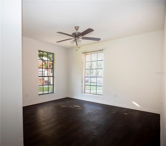 8711 FANCY FINCH DRIVE 101, Tampa, FL 33614