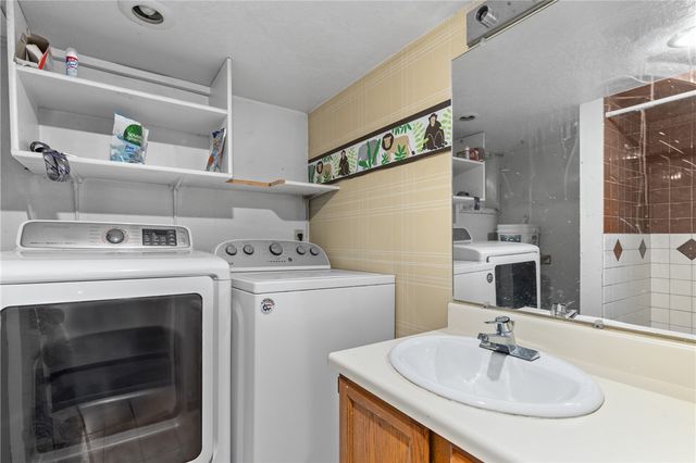 202 Avenue E, Billings, MT 59101