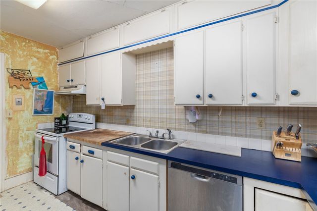 202 Avenue E, Billings, MT 59101