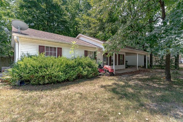 1302 Walker St, Paragould, AR 72450