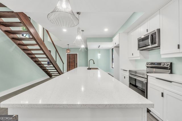 233 E Tinsley Street, Griffin, GA 30223