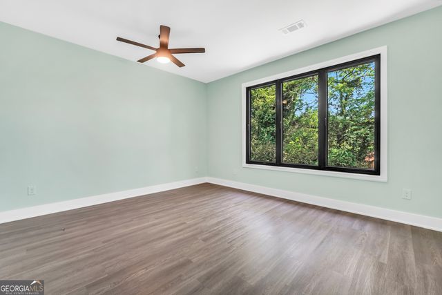 233 E Tinsley Street, Griffin, GA 30223