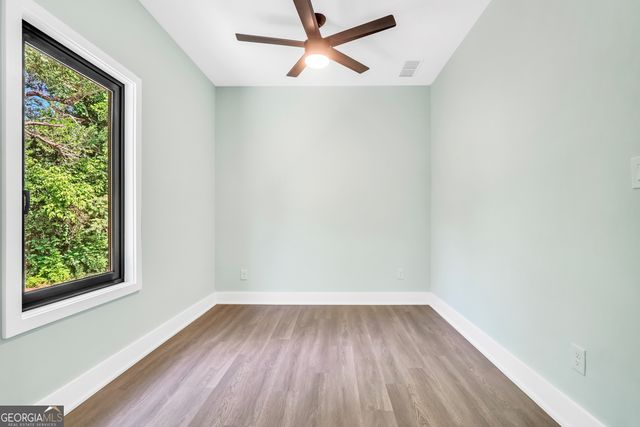 233 E Tinsley Street, Griffin, GA 30223