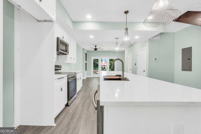 233 E Tinsley Street, Griffin, GA 30223
