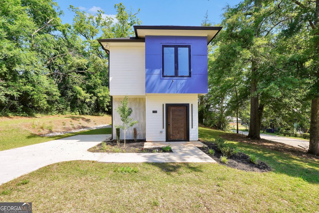 233 E Tinsley Street, Griffin, GA 30223