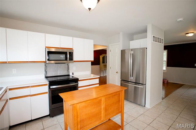 8417 Saint Andrews Lane, House Springs, MO 63051