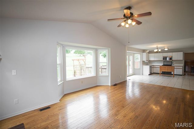 8417 Saint Andrews Lane, House Springs, MO 63051