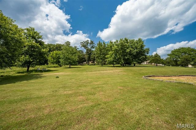 8417 Saint Andrews Lane, House Springs, MO 63051