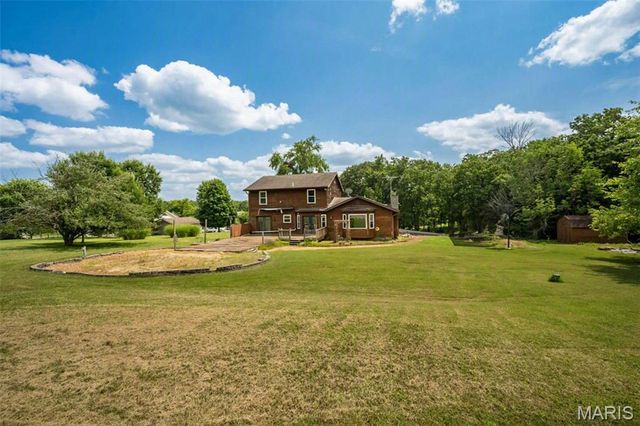 8417 Saint Andrews Lane, House Springs, MO 63051