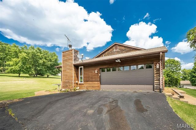 8417 Saint Andrews Lane, House Springs, MO 63051