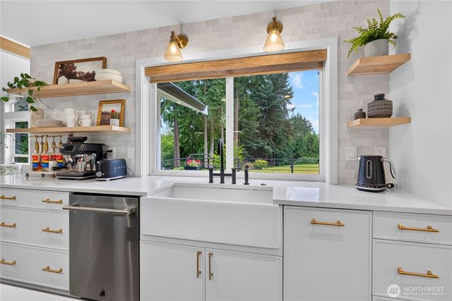 16700 61st Avenue SE, Snohomish, WA 98296