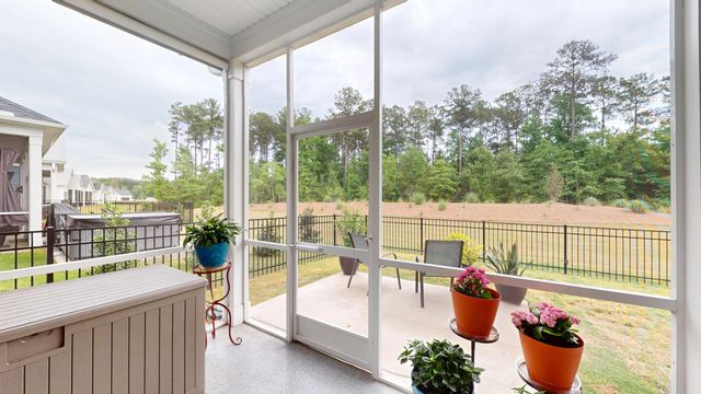 156 Summerwind Drive, Summerville, SC 29486
