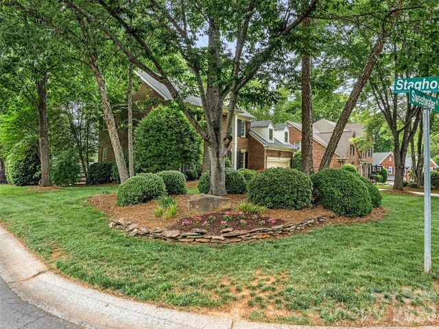 8808 Sweetwater Place, Waxhaw, NC 28173