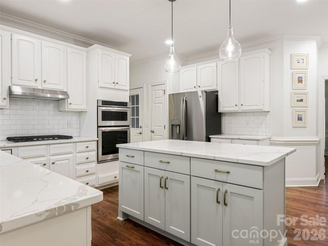 8808 Sweetwater Place, Waxhaw, NC 28173