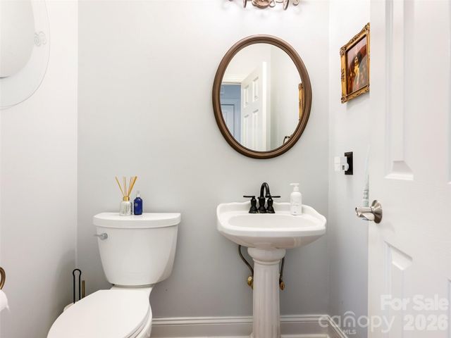8808 Sweetwater Place, Waxhaw, NC 28173