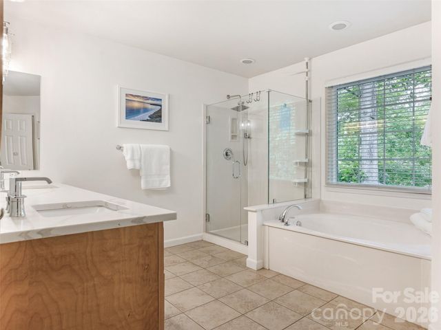 8808 Sweetwater Place, Waxhaw, NC 28173