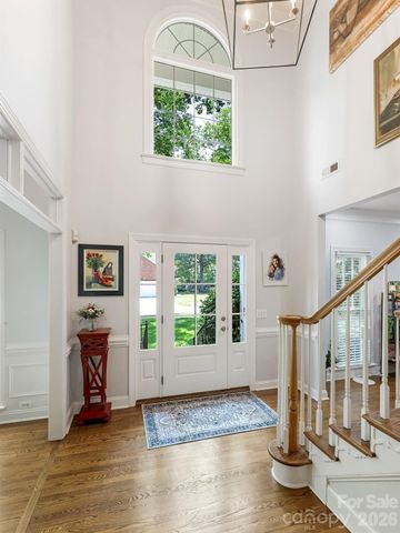 8808 Sweetwater Place, Waxhaw, NC 28173