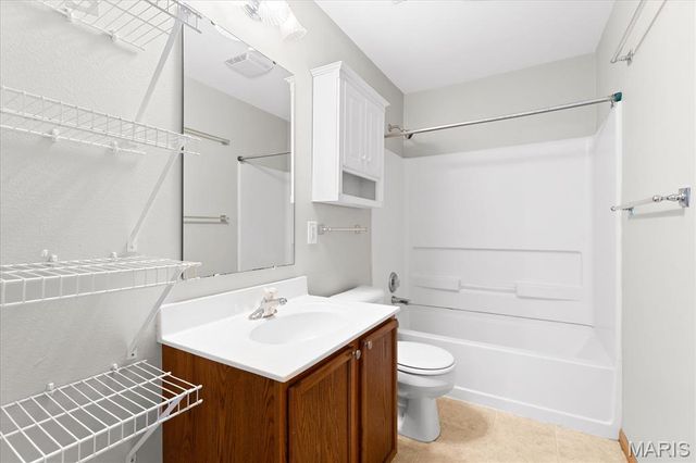 312 River Laurel Drive, Belleville, IL 62220