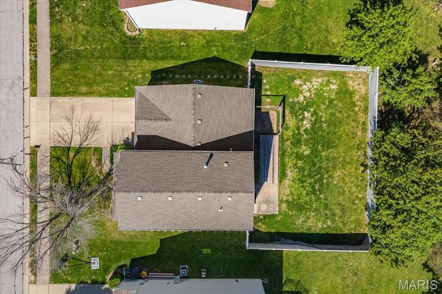 312 River Laurel Drive, Belleville, IL 62220