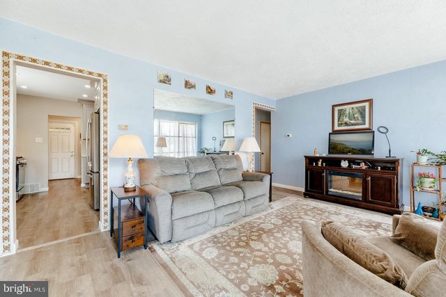 3118 WELSH RD, Philadelphia, PA 19136