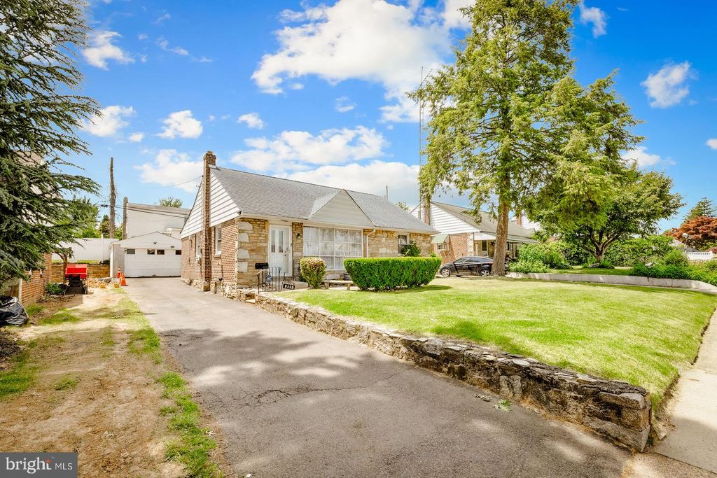3118 WELSH RD, Philadelphia, PA 19136