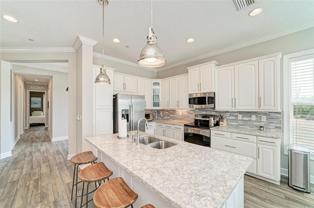 348 SAPPHIRE LAKE DRIVE 101, Bradenton, FL 34209