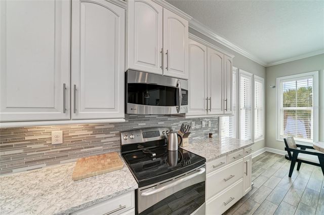 348 SAPPHIRE LAKE DRIVE 101, Bradenton, FL 34209