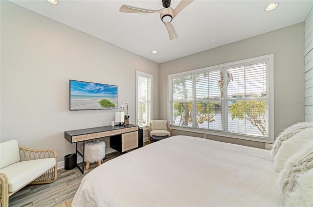 348 SAPPHIRE LAKE DRIVE 101, Bradenton, FL 34209