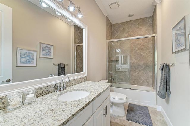 348 SAPPHIRE LAKE DRIVE 101, Bradenton, FL 34209