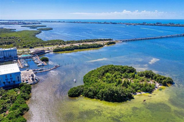 348 SAPPHIRE LAKE DRIVE 101, Bradenton, FL 34209