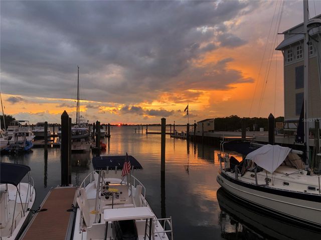 348 SAPPHIRE LAKE DRIVE 101, Bradenton, FL 34209