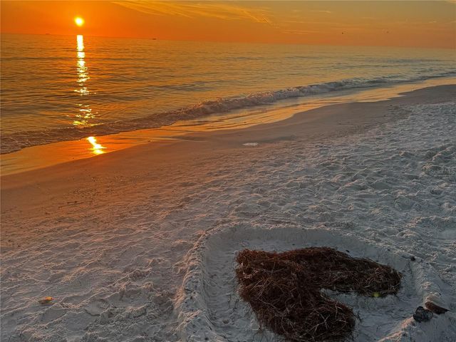 348 SAPPHIRE LAKE DRIVE 101, Bradenton, FL 34209