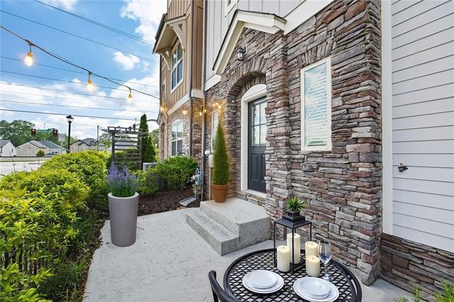 164 Blakemore Drive, Smyrna, GA 30080