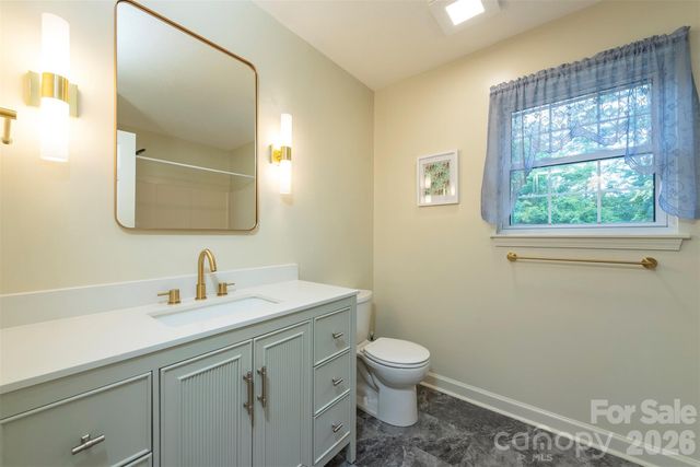 90 Pine Forest Drive, Weaverville, NC 28787