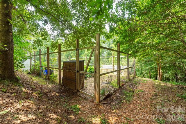 90 Pine Forest Drive, Weaverville, NC 28787