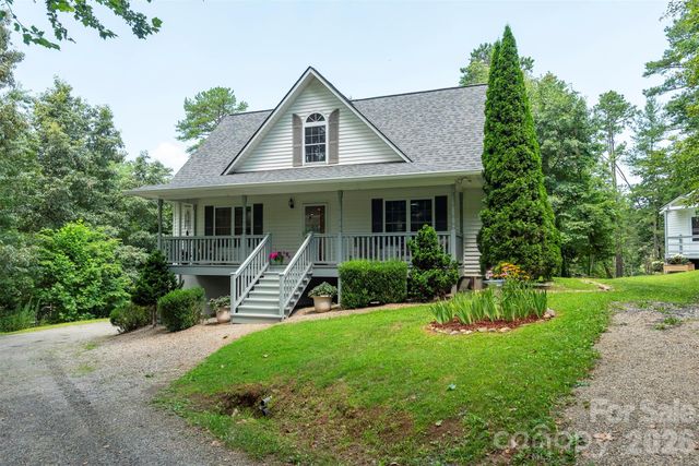 90 Pine Forest Drive, Weaverville, NC 28787