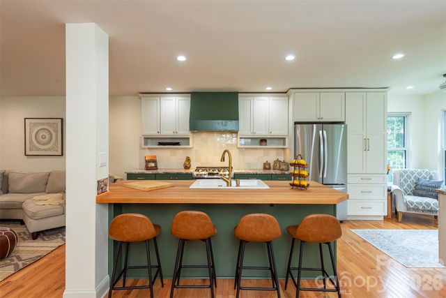 90 Pine Forest Drive, Weaverville, NC 28787