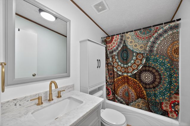 240 Hawks Way, Chatsworth, GA 30705