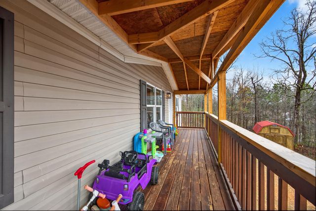 240 Hawks Way, Chatsworth, GA 30705