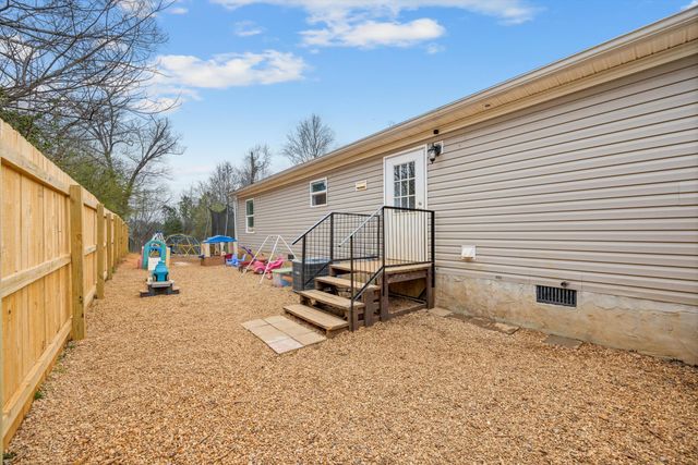 240 Hawks Way, Chatsworth, GA 30705