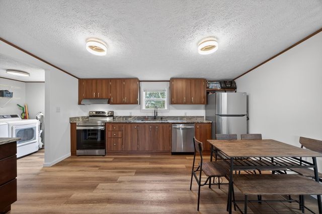 240 Hawks Way, Chatsworth, GA 30705