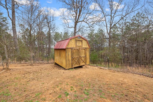 240 Hawks Way, Chatsworth, GA 30705