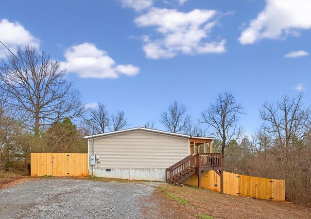 240 Hawks Way, Chatsworth, GA 30705