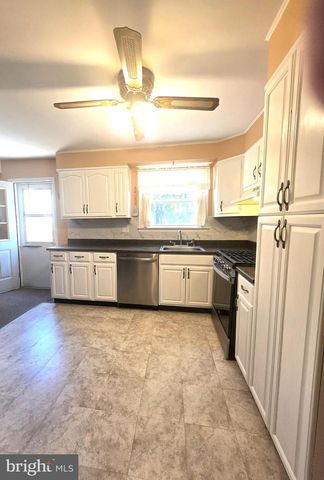 1100 W SOMERDALE RD, Somerdale, NJ 08083