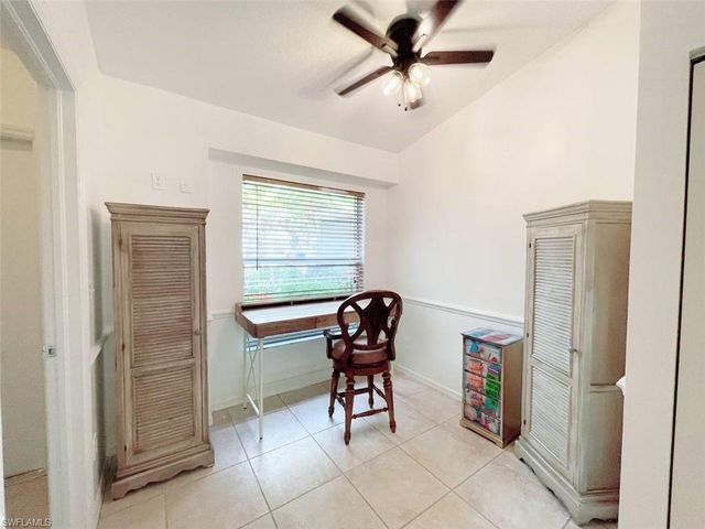 2037 Crown Pointe BLVD, Naples, FL 34112