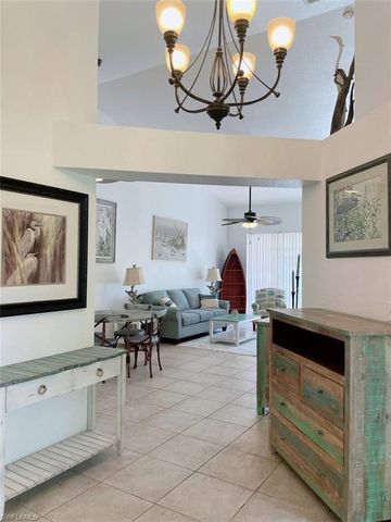 2037 Crown Pointe BLVD, Naples, FL 34112